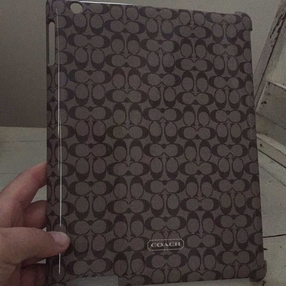 iPad 2-3 Coach cover very nice condition